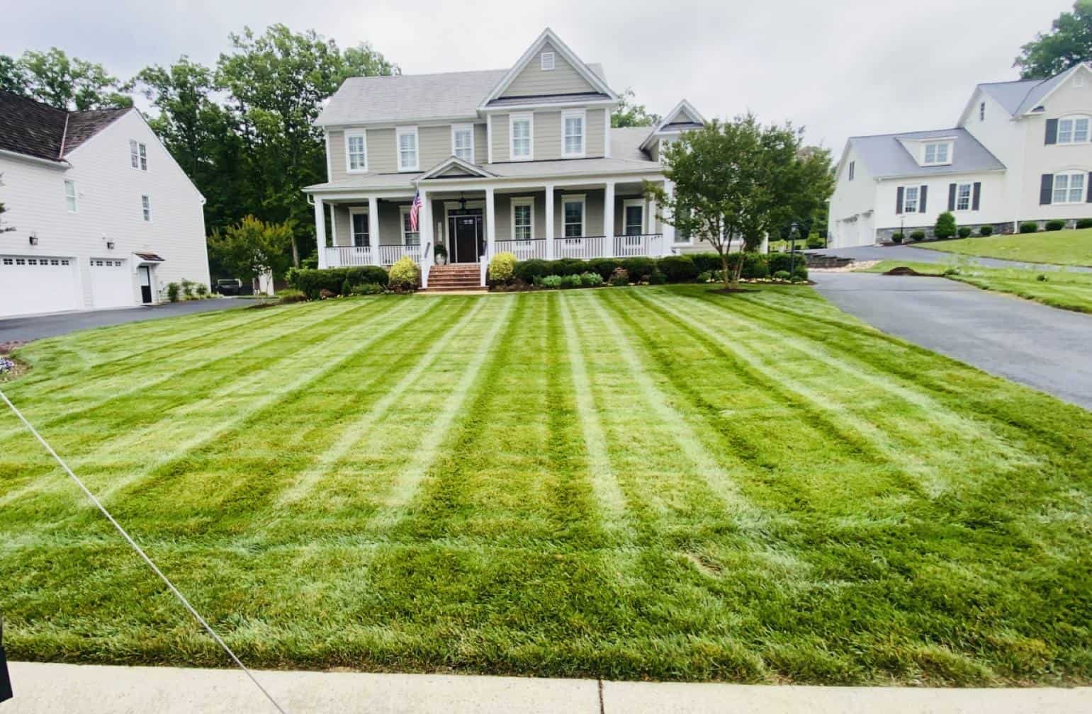 Macías Lawn Care, Inc. — lawn care, landscaping, hardscaping and tree work